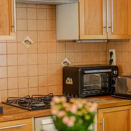 A Piece Of History Apartment *