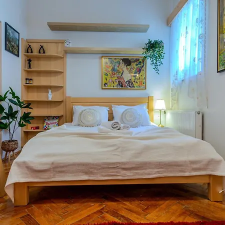 Lägenhet A Piece Of History