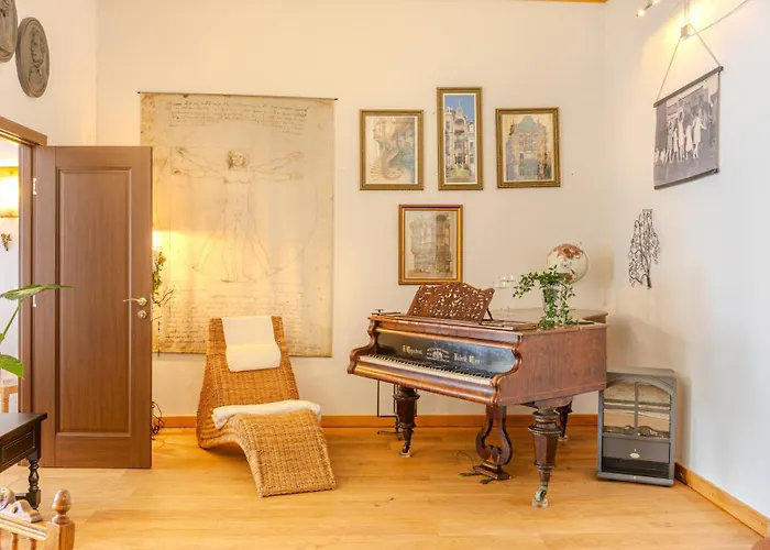 A Piece Of History Apartment *