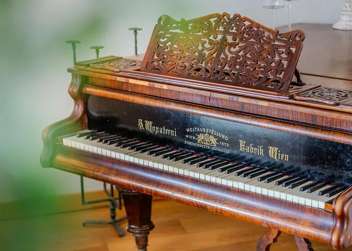 A Piece Of History 布拉索夫